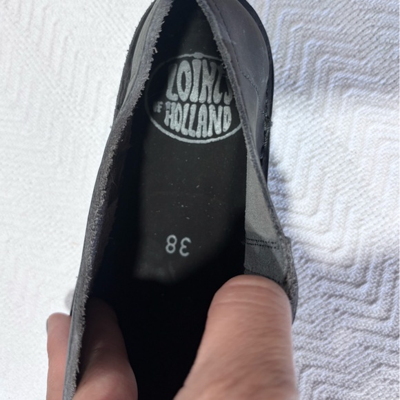 Elegant Black Leather Women's Loafers - Picture 7 of 10